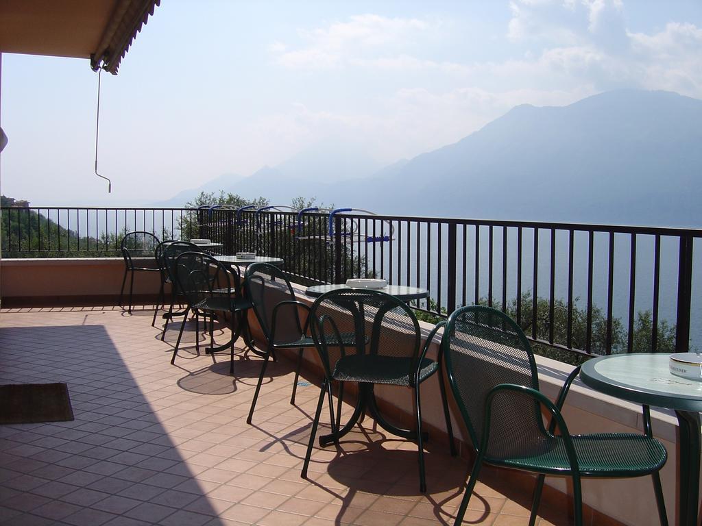 Hotel Residence Panoramica Brenzone sul Garda Exteriör bild