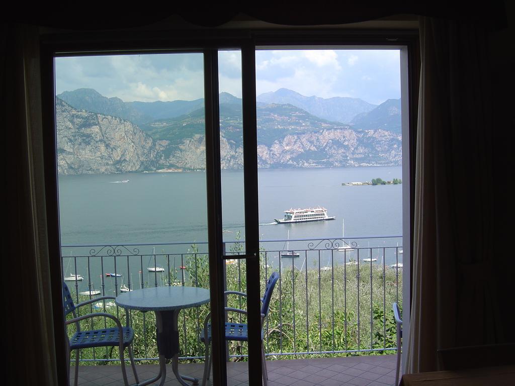 Hotel Residence Panoramica Brenzone sul Garda Rum bild